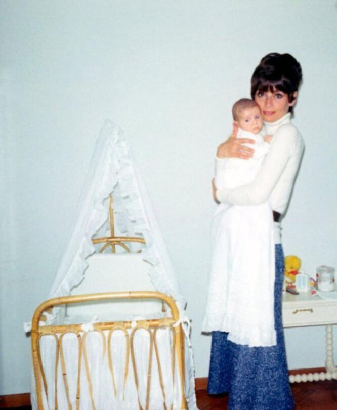 © Sean Hepburn Ferrer and Luca Dotti.